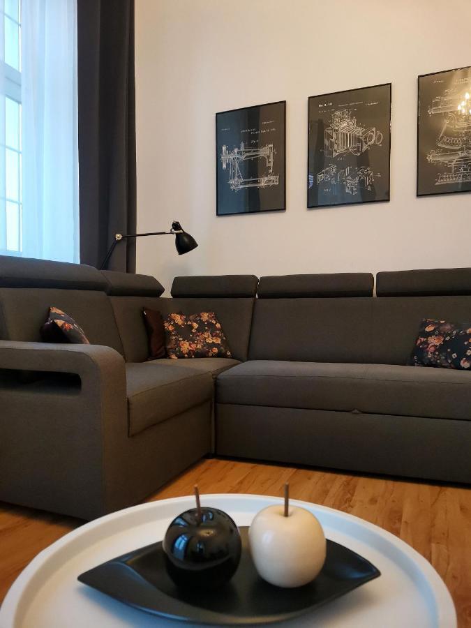Apartament Na Rynku W Gnieznie Gniezno Eksteriør bilde